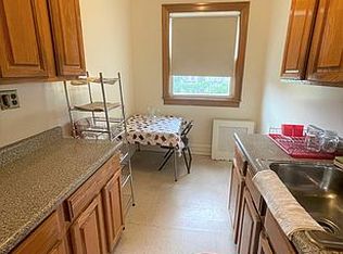 35-20 28th St #3F, Astoria, NY 11106
