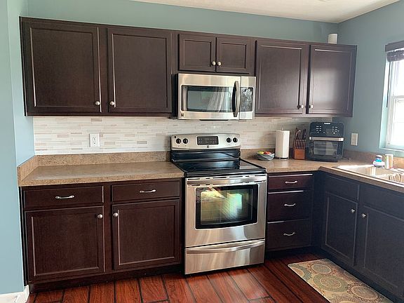 Kitchen - Main Level