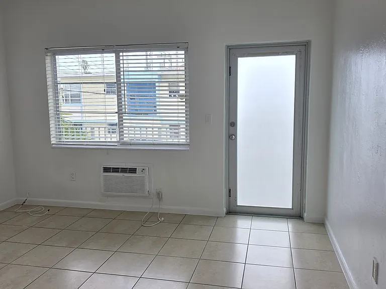 1101 Euclid Ave #14 — Photo 7