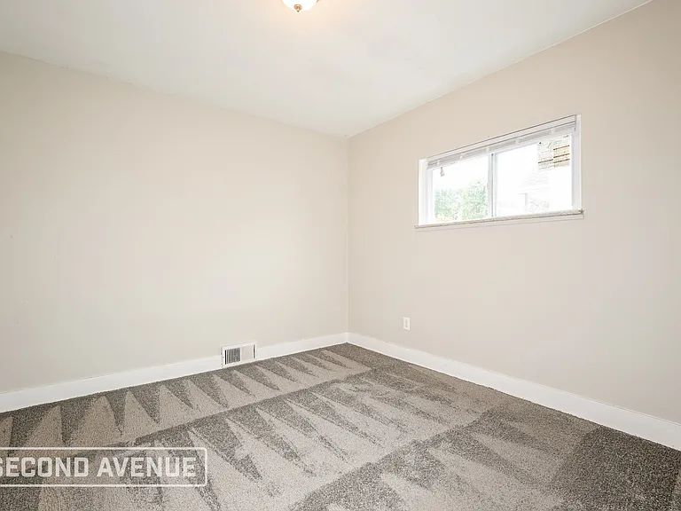 1228 Eckert Rd — Photo 10