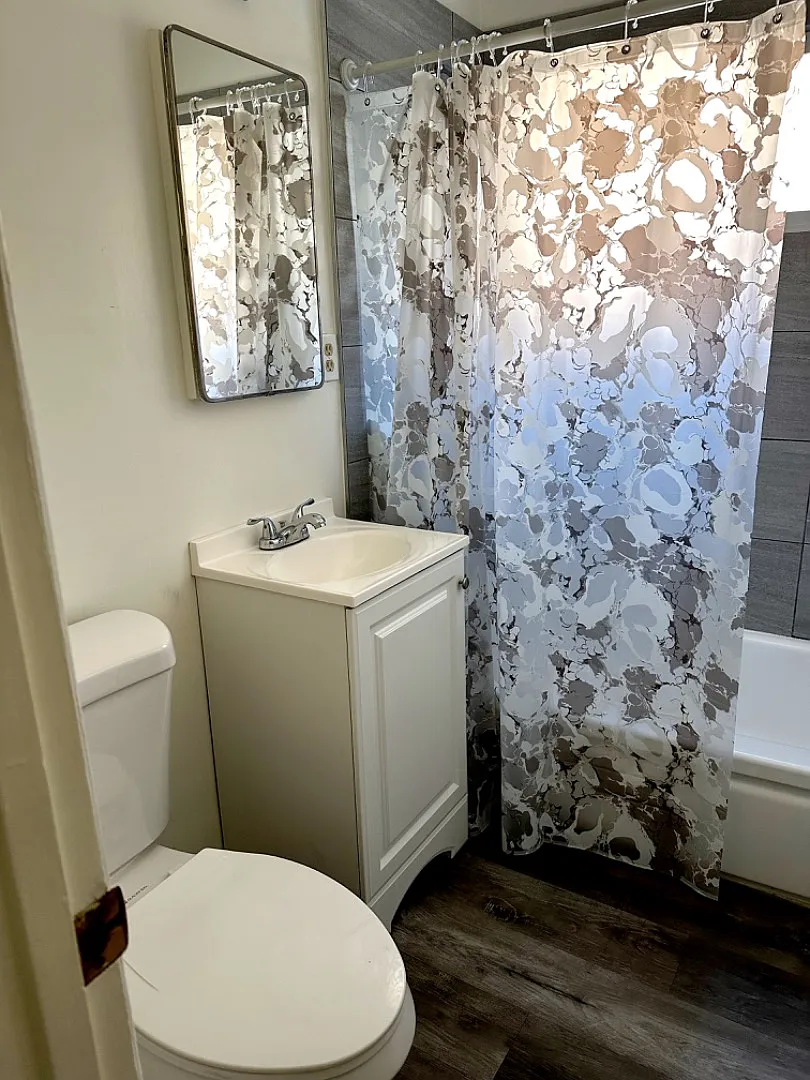 11841 Avon Way - 11 — Photo 3
