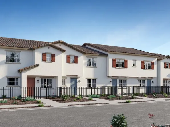 Residence Three Plan, Highgrove Town Center : The Paseo