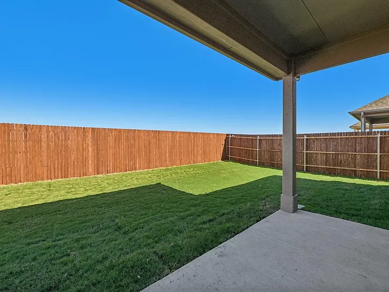 1033 Nighthawk Trl — Photo 30