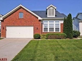 836 Hawk Run Trl, O'Fallon, MO 63368