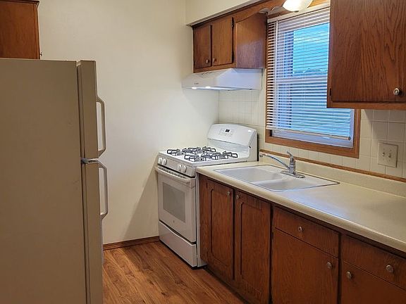 4th image of 501-505 Mulberry Dr E #509