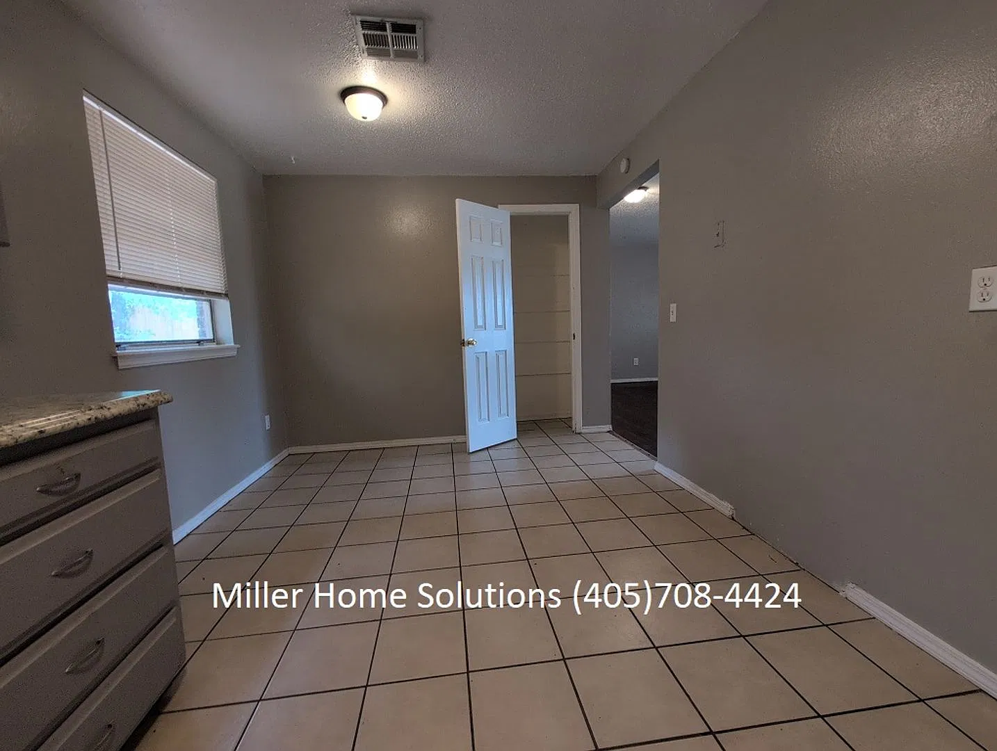 Nice 3-bed 1-bath home for rent in SE OKC. — Photo 3
