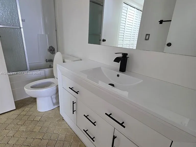 13499 Biscayne Blvd #706 — Photo 13