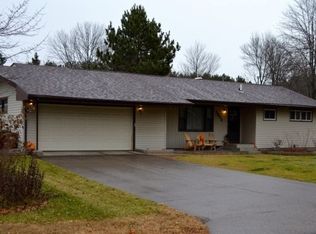 3932 Jordan Ln, Stevens Point, WI 54481