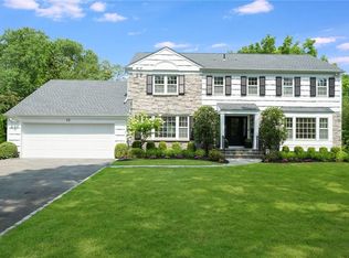 11 Cayuga Rd, Scarsdale, NY 10583