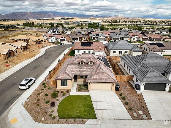 2nd image of 4617 Freestone Ct