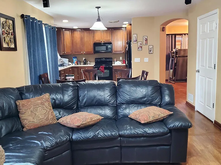 24674 E Chenango Dr — Photo 10