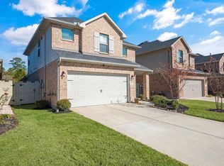 9221 Inland Leather Ln, Conroe, TX 77385