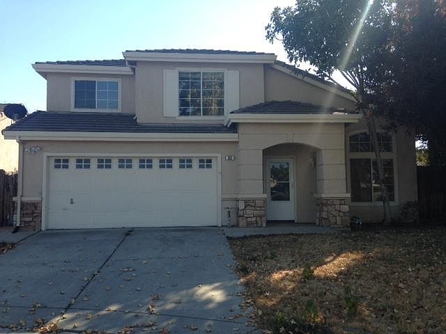 1st image of 362 Charlemagne Ct