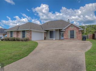 3226 Stockwell Rd, Bossier City, LA 71111
