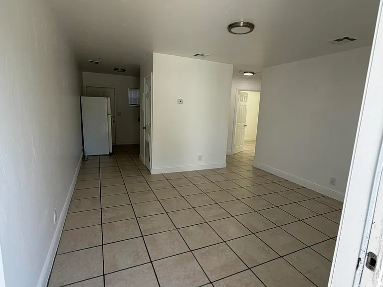 1021 Henrietta Ave — Photo 14