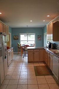 2nd image of 654 Willow Bend Cir