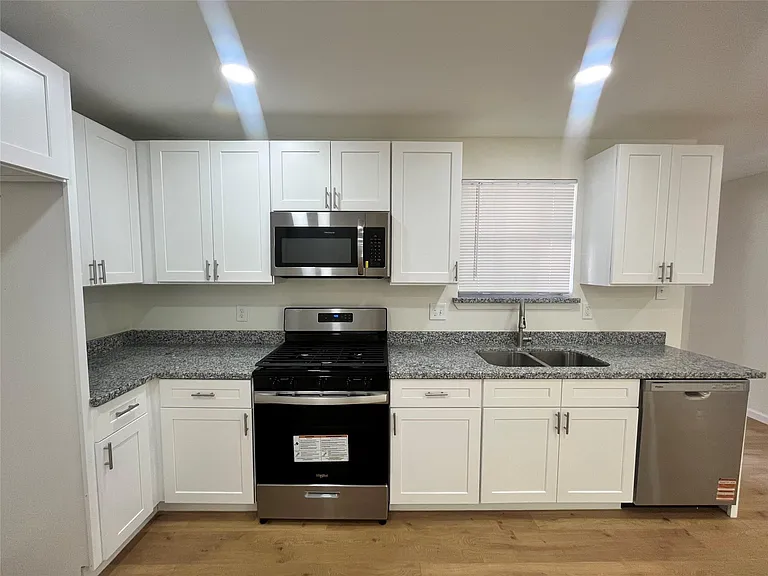 3538 Orange Grove Dr — Photo 7