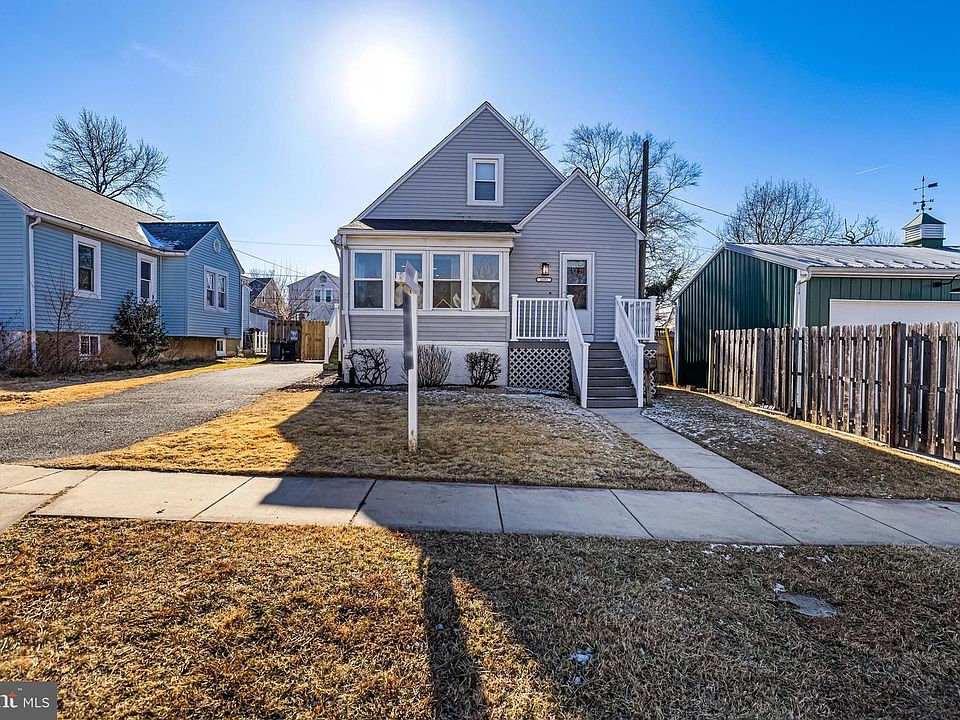 1st image of 2601 Hillcrest Ave