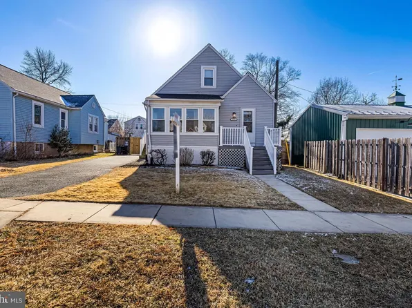 2601 Hillcrest Ave, Baltimore, MD 21234