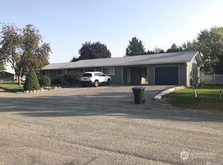 743 W Ridge Dr, Omak, WA 98841
