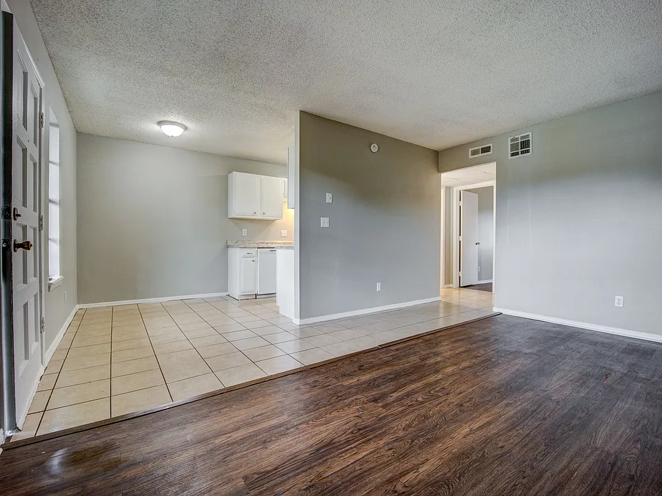 The Dogwood: 1 & 2 Bedroom Apartments