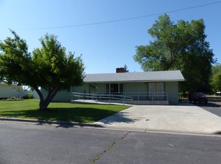 171 W Harrison St, Burns, OR 97720