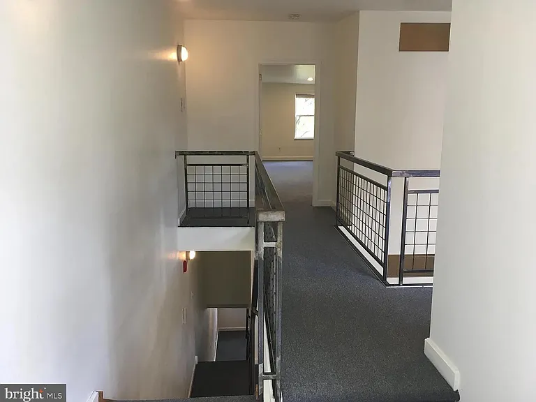 702 N 2nd St #A — Photo 19