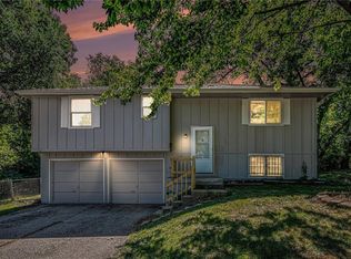 6011 E 150th Ter, Grandview, MO 64030