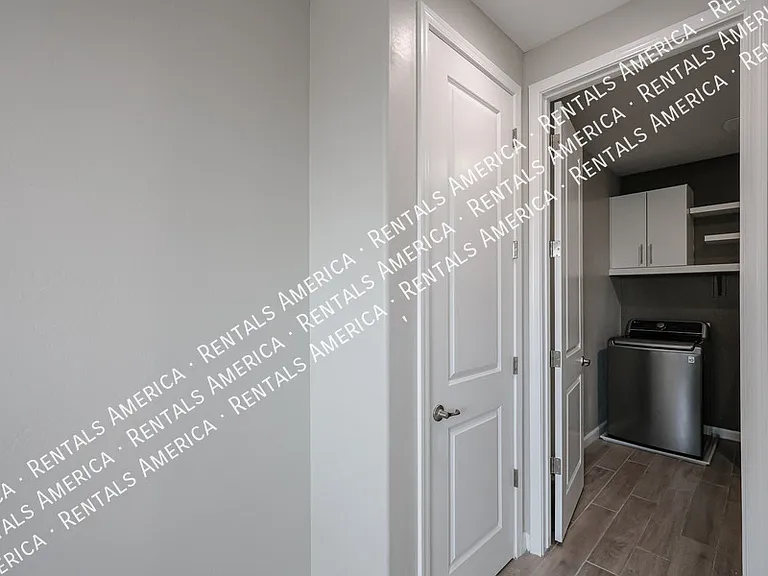1829 E Saguaro Park Ln — Photo 78