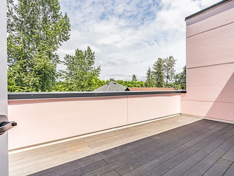 Beautiful Brand New Boutique Apartment Community — Photo 27