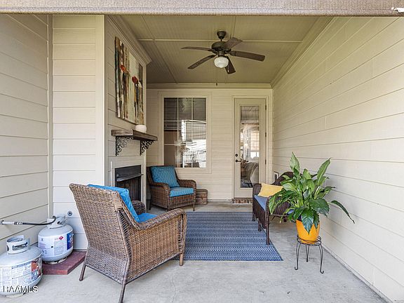 4th image of 207 Fairwood Dr
