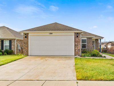 1284 E Nighthawk Ln, Fayetteville, AR, 72701