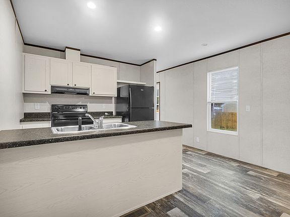 5th image of 108 Gladewood Cir