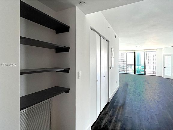 4th image of 350 S Miami Ave #2401