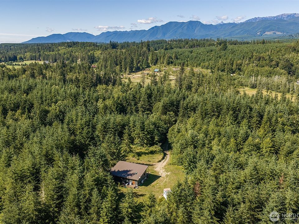 1st image of 1833 Eaglemount Road