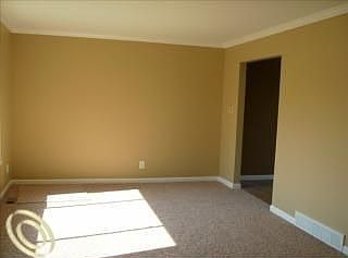 3rd image of 8505 Cherrylawn Dr