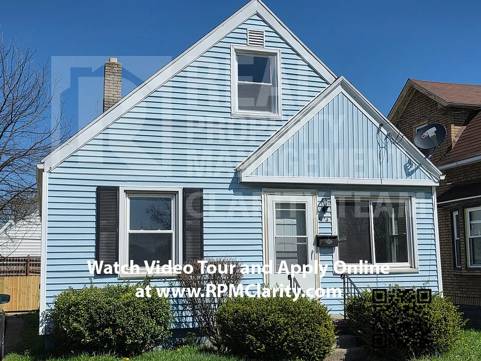 1718 Giant St