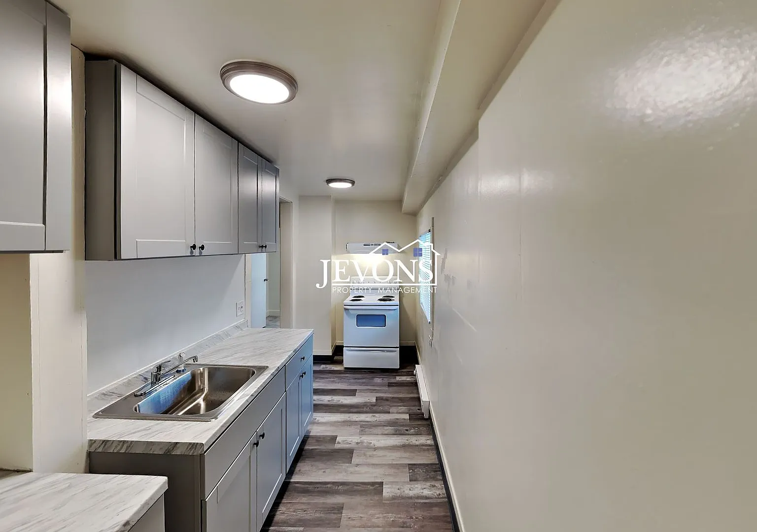 401 N 5th Ave Yakima, WA 98902 — Photo 1