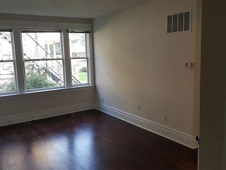 2403 N 2nd St #6 — Photo 3