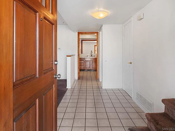 5th image of 5651 Fontaine St