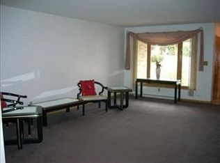 1600 Creighton Ave, Akron, OH 44310