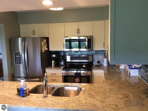3rd image of 5825 Andorra Dr APT A6