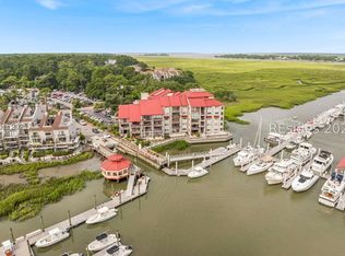 100 Helmsman Way APT 312, Hilton Head Island, SC 29928