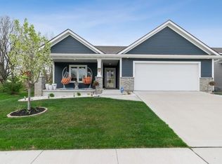 2917 SW Country Ln, Ankeny, IA 50023
