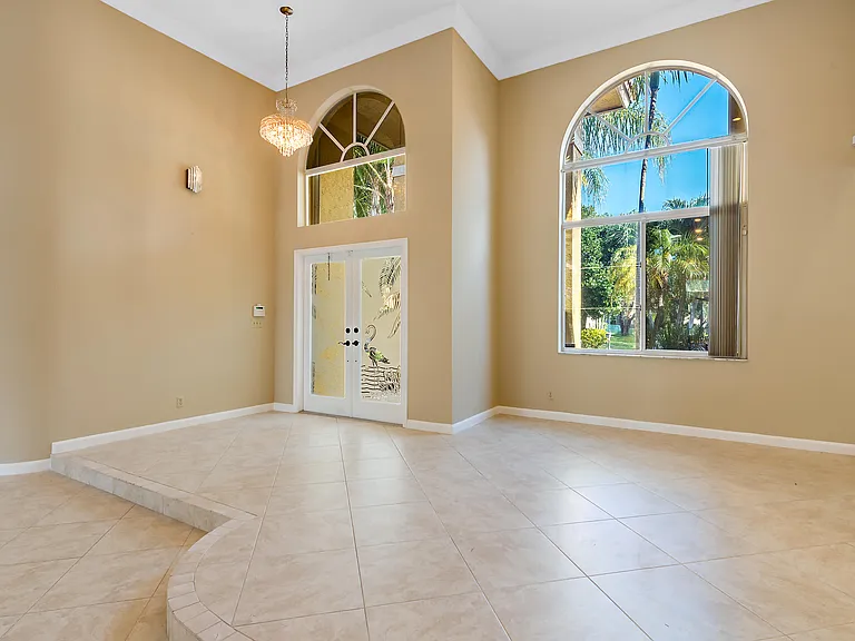 6051 NW 60th Ave — Photo 32
