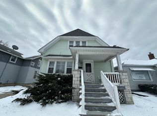 2016 Hickory Grove Ave, Racine, WI 53403