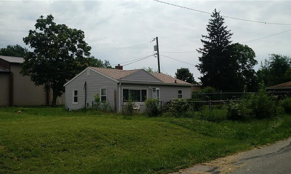 1st image of 4455 Caroline St