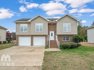 507 Woodhill Cove Dr, Bessemer, AL 35022