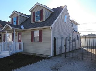 7720 S 78th Ave, Bridgeview, IL 60455