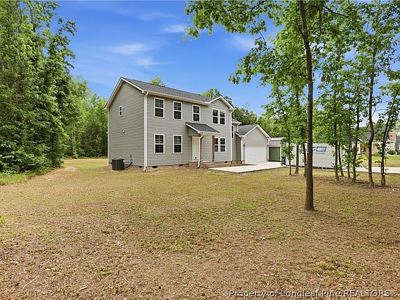 3rd image of 7811 Lucinda Ln